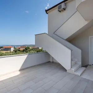  Appartement Livaja